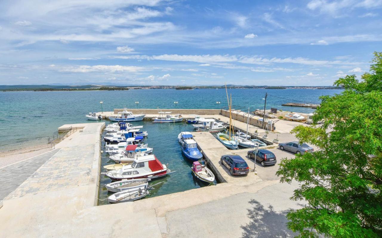 Apartment L And S On The Beach Ugrinici Εξωτερικό φωτογραφία